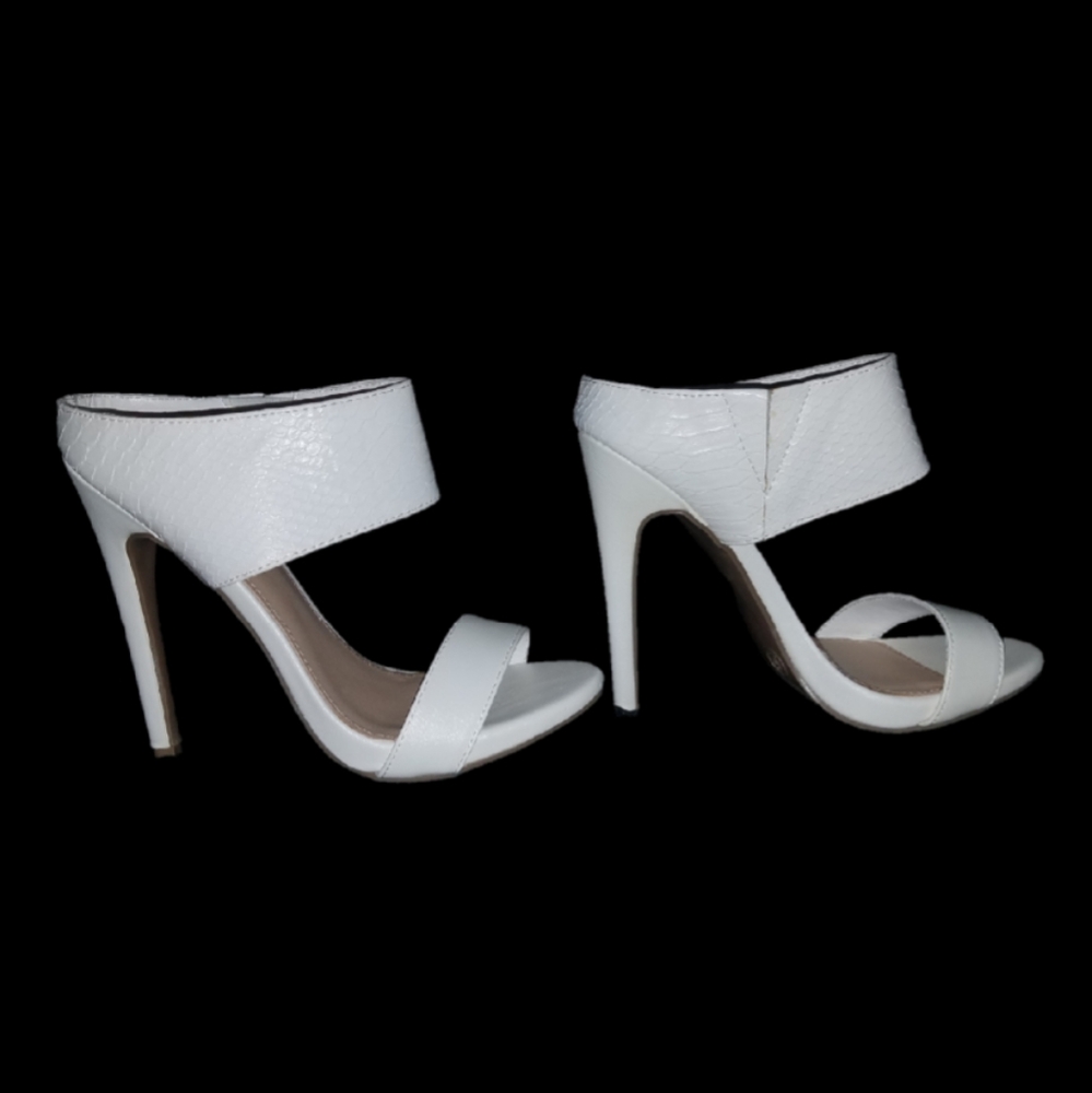 Mossimo White Stiletto - Picture 3 of 9